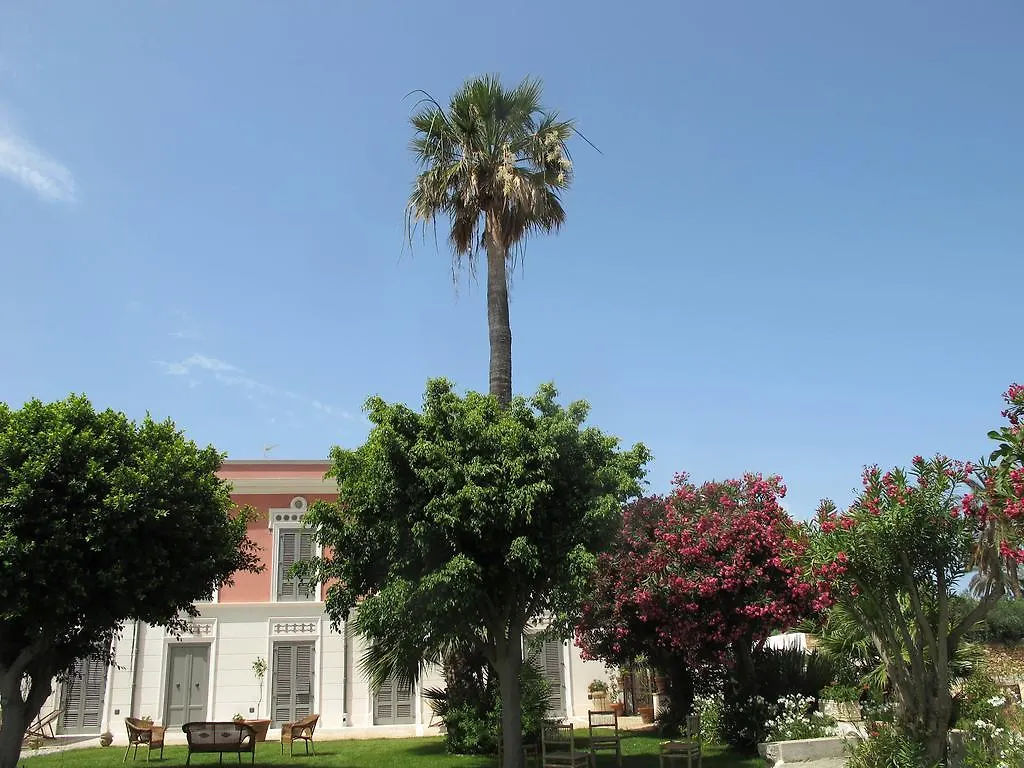 ***  Antica Dimora La Porta Del Sale Bed & Breakfast Marsala Italy