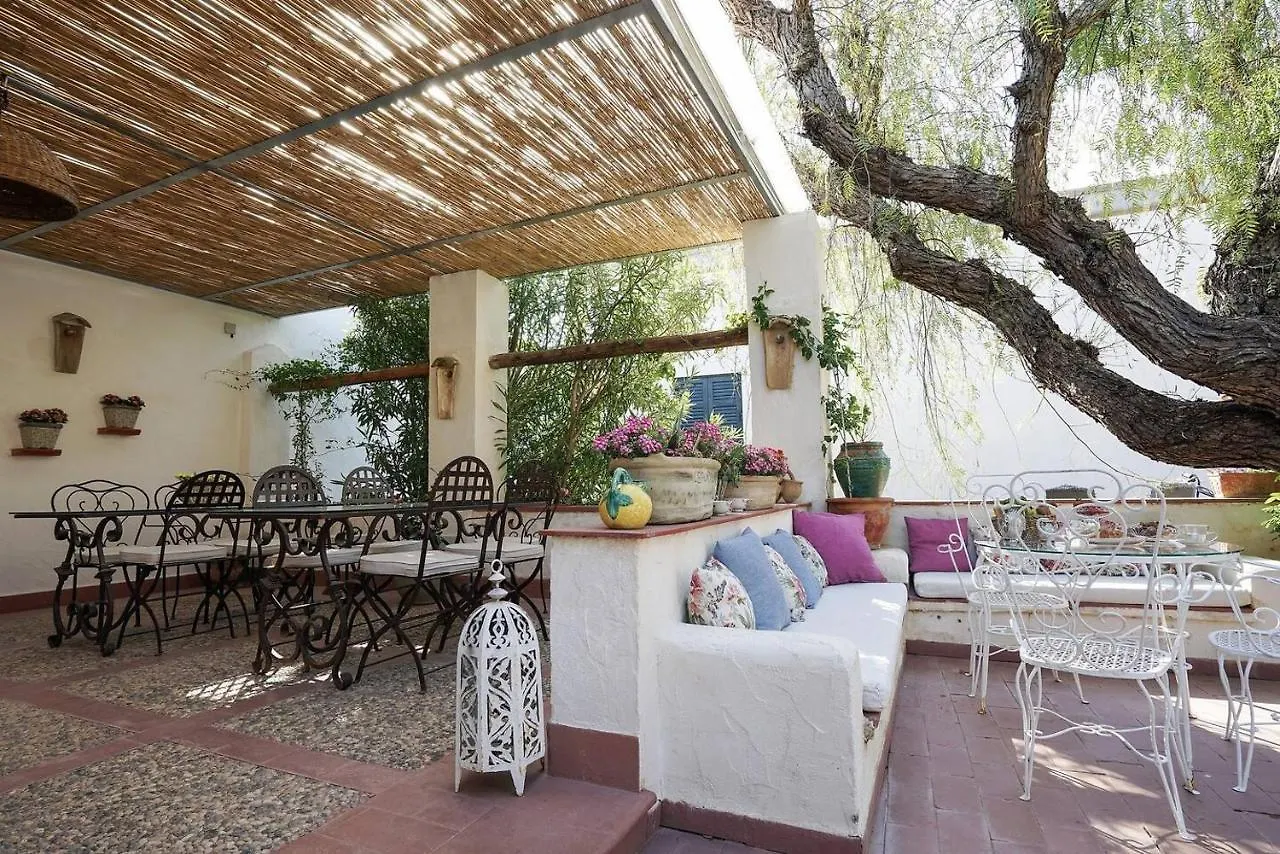 Antica Dimora La Porta Del Sale Bed & Breakfast Marsala