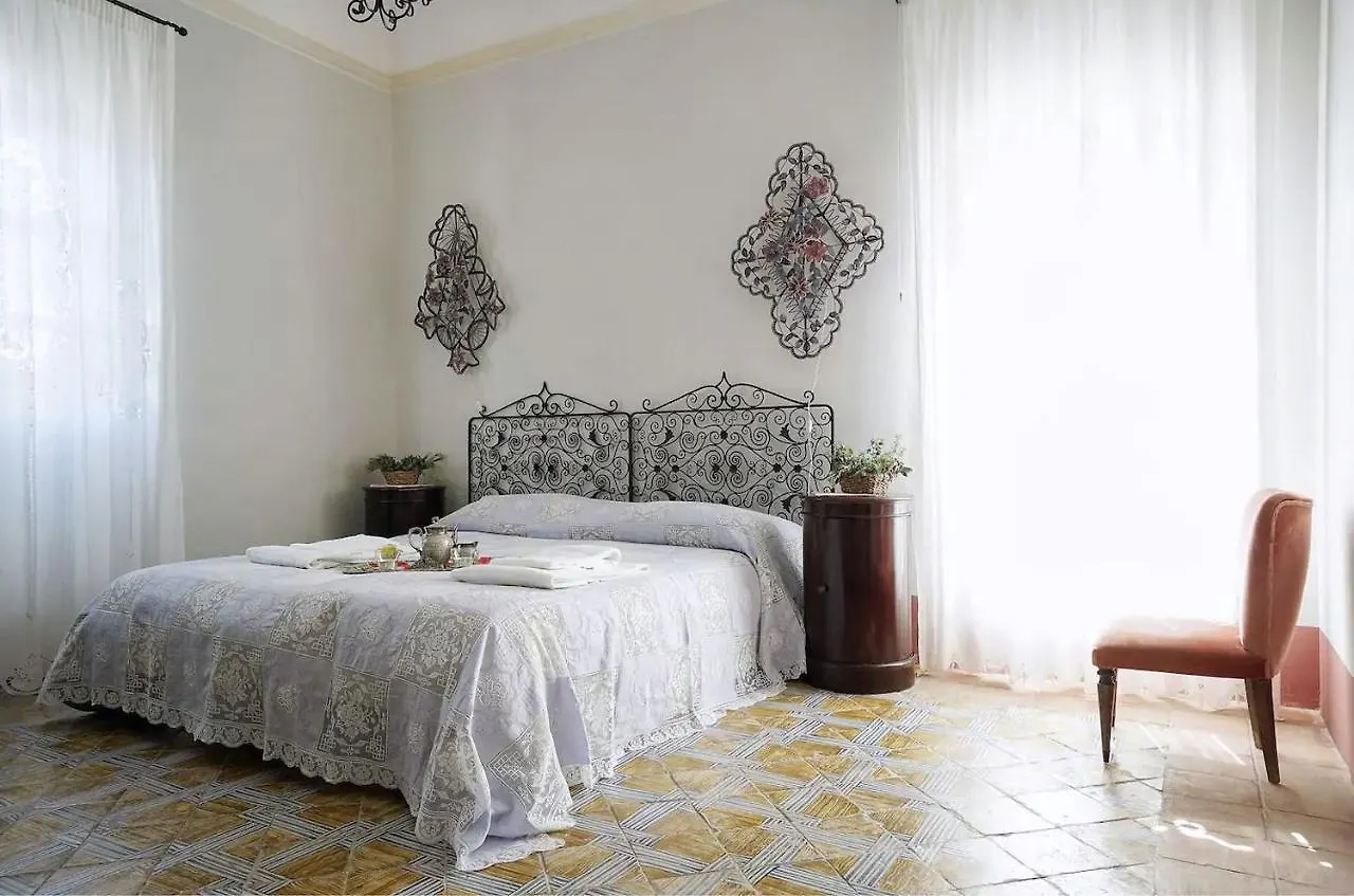 ***  Antica Dimora La Porta Del Sale Bed & Breakfast Marsala Italy
